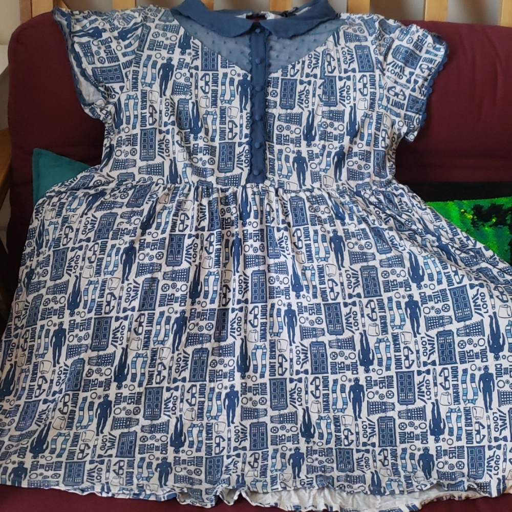 Torrid size 3 Dr. Who dress